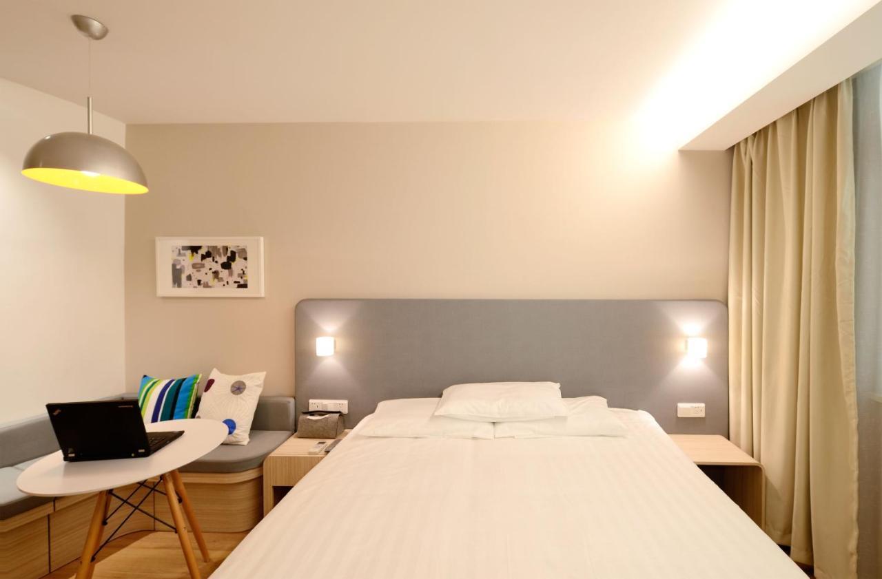 Grande Chambre Dans Charmante Maison Alsacienne Herrlisheim Luaran gambar